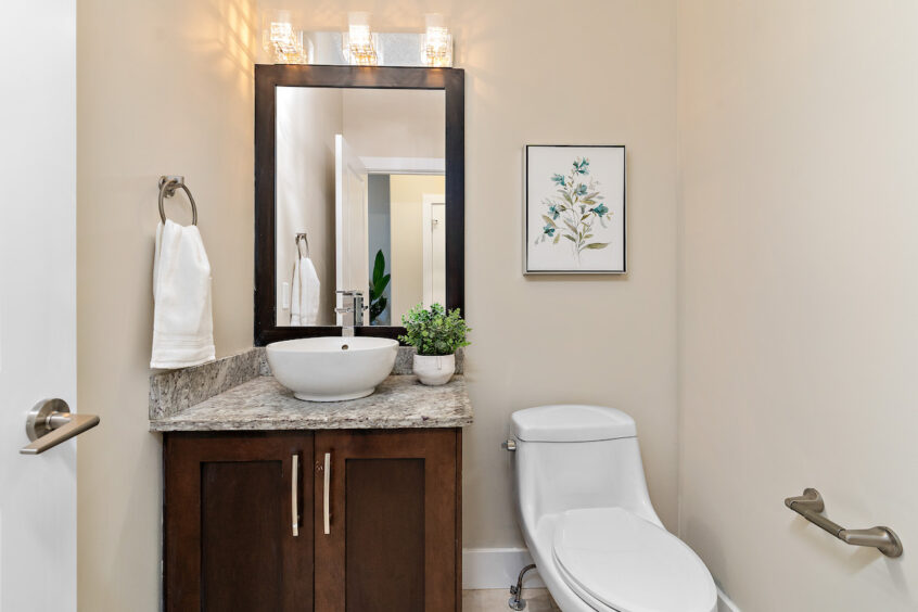 Vacant home staging powder bathroom in Beaumont